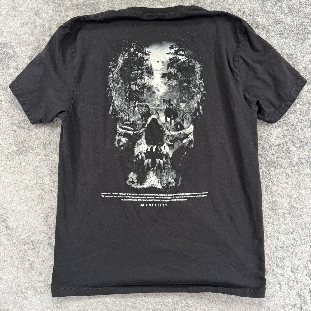 Mentality Valley of Death Athletic Fit Graphic T-Shirt Skull Wolf Design Large